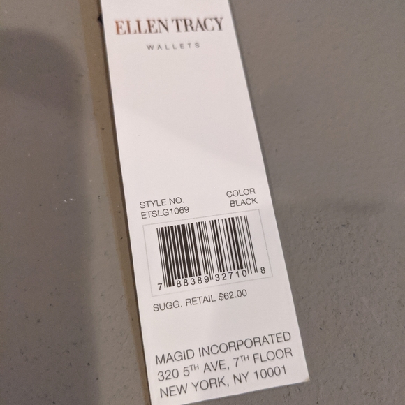 Ellen Tracy Wallet NEW ♥️ - Picture 2 of 7